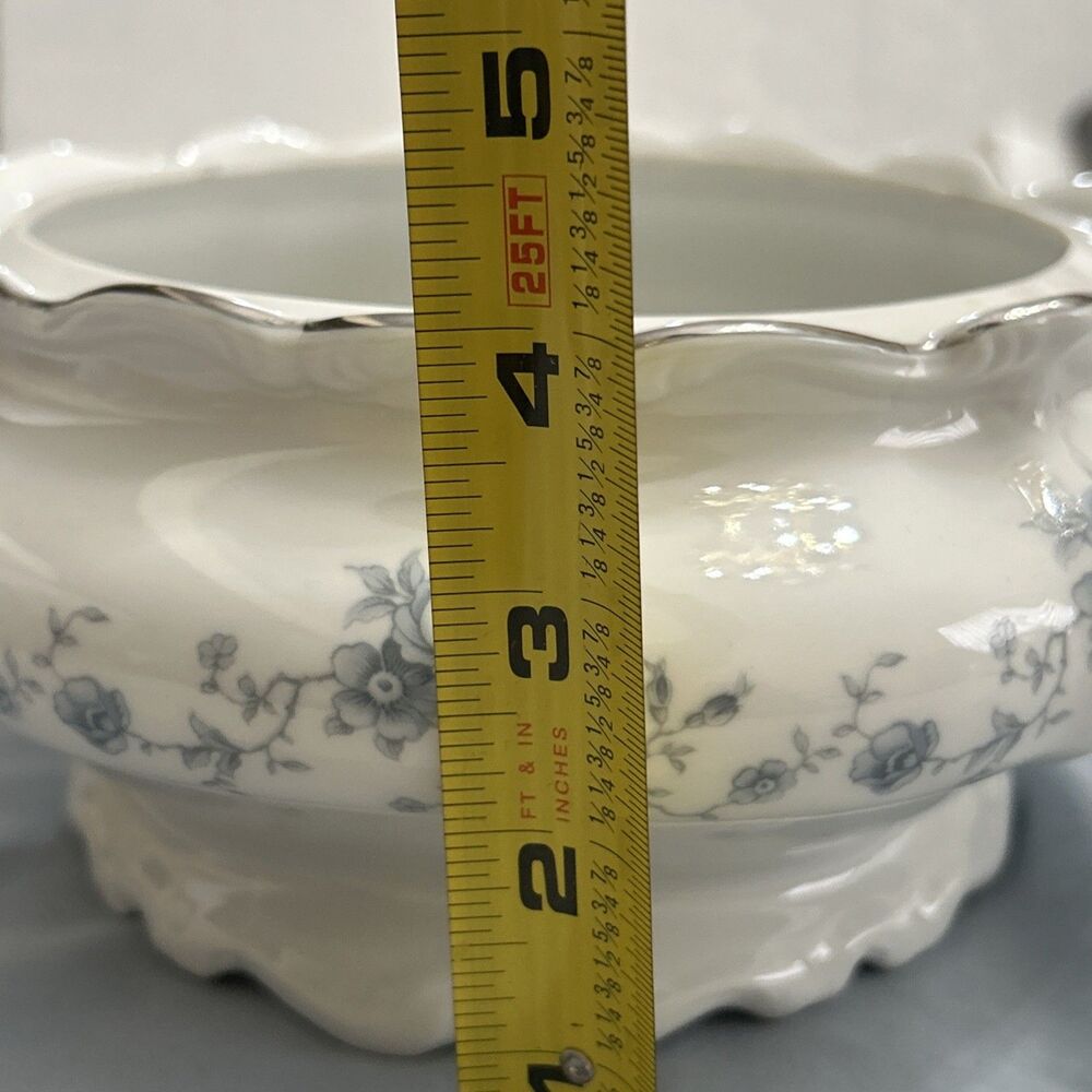 Vintage Johann Haviland “Blue Garland” Covered Vegetable Bowl or Casserole Dish - Picture 9 of 16